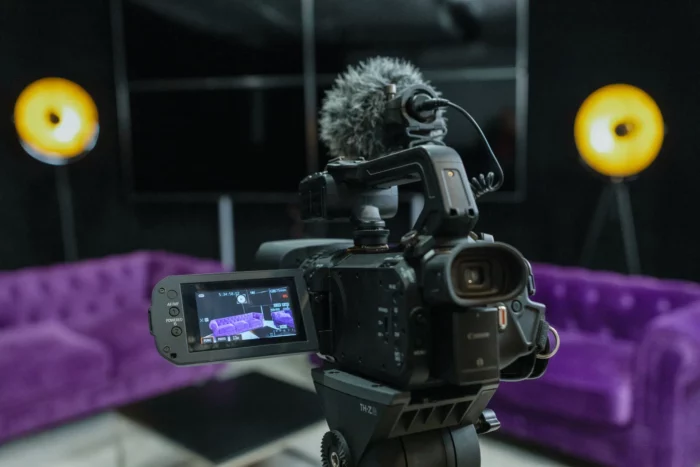 West Art Media, Studio Nagrań Szczecin, Studio Podcast Szczecin, Studio Podcast, Nagrania w studio, Studio Wideo, Filmy reklamowe Szczecin, Filmy reklamowe, Wóz transmisyjny, Wóz do transmisji, Wideo reklama